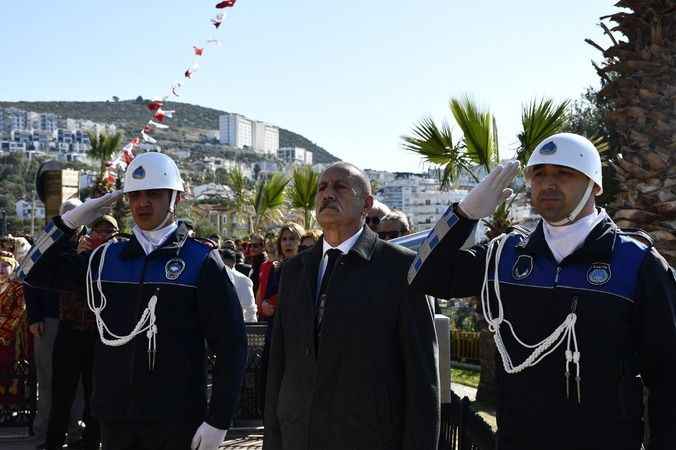 Atatürk'ün Kuşadası'na gelişinin 100.yılı kutlandı